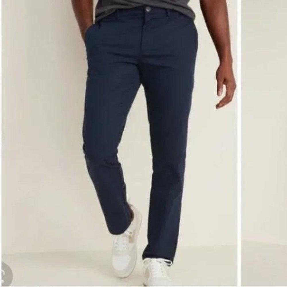 NWT Old Navy Slim Ultimate Built-In Flex Chino Pants for Men size 31x34 - Picture 1 of 7